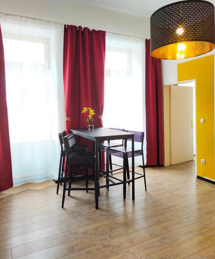 Highlight Apartment Naschmarkt Wien Exteriör bild
